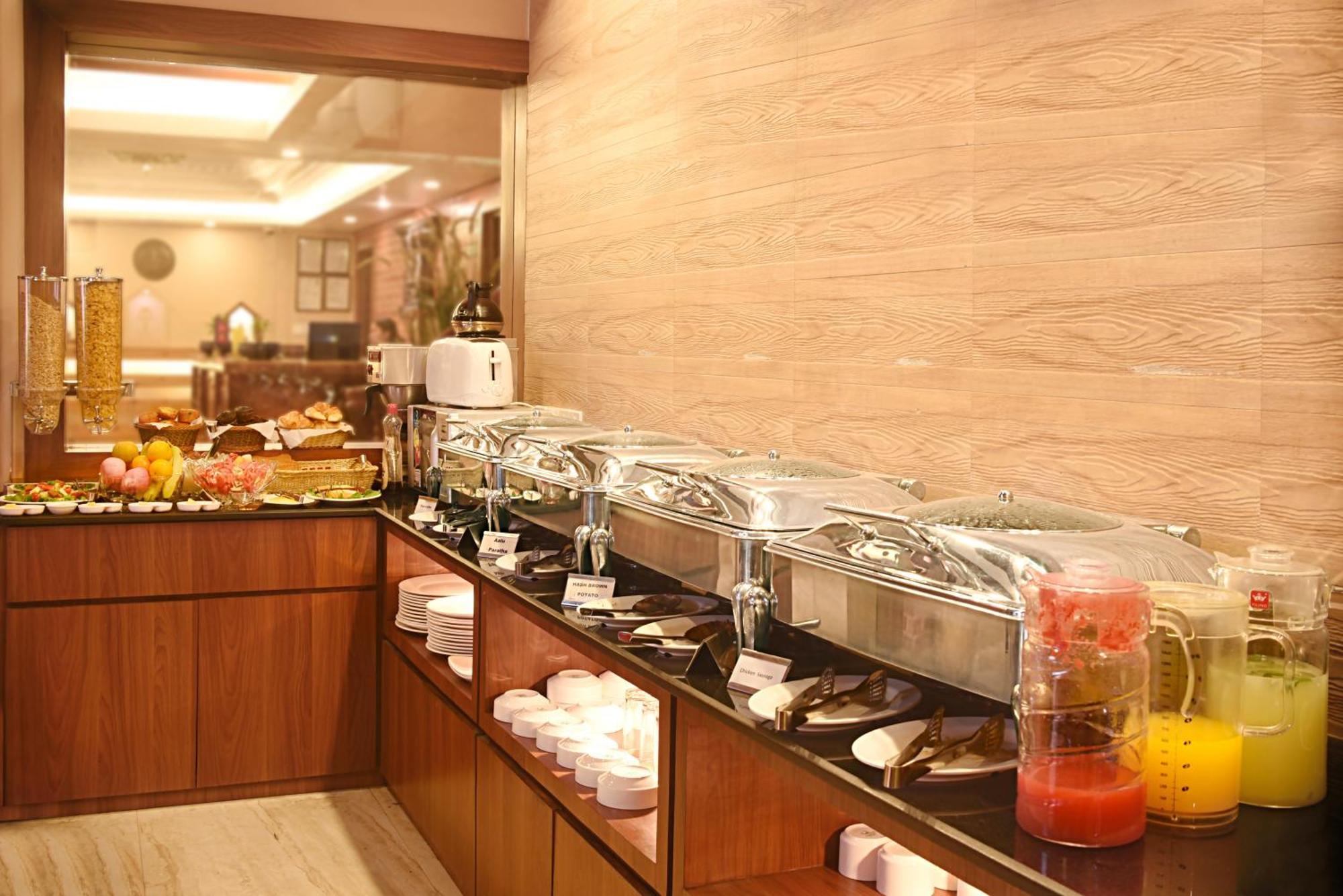 Kumari Boutique Hotel Катманду Екстериор снимка