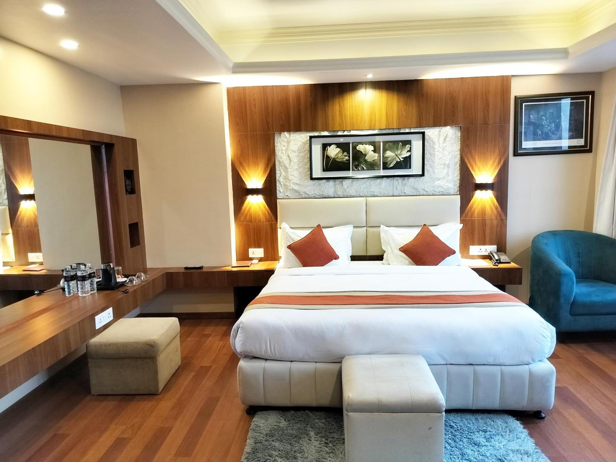 Kumari Boutique Hotel Катманду Екстериор снимка