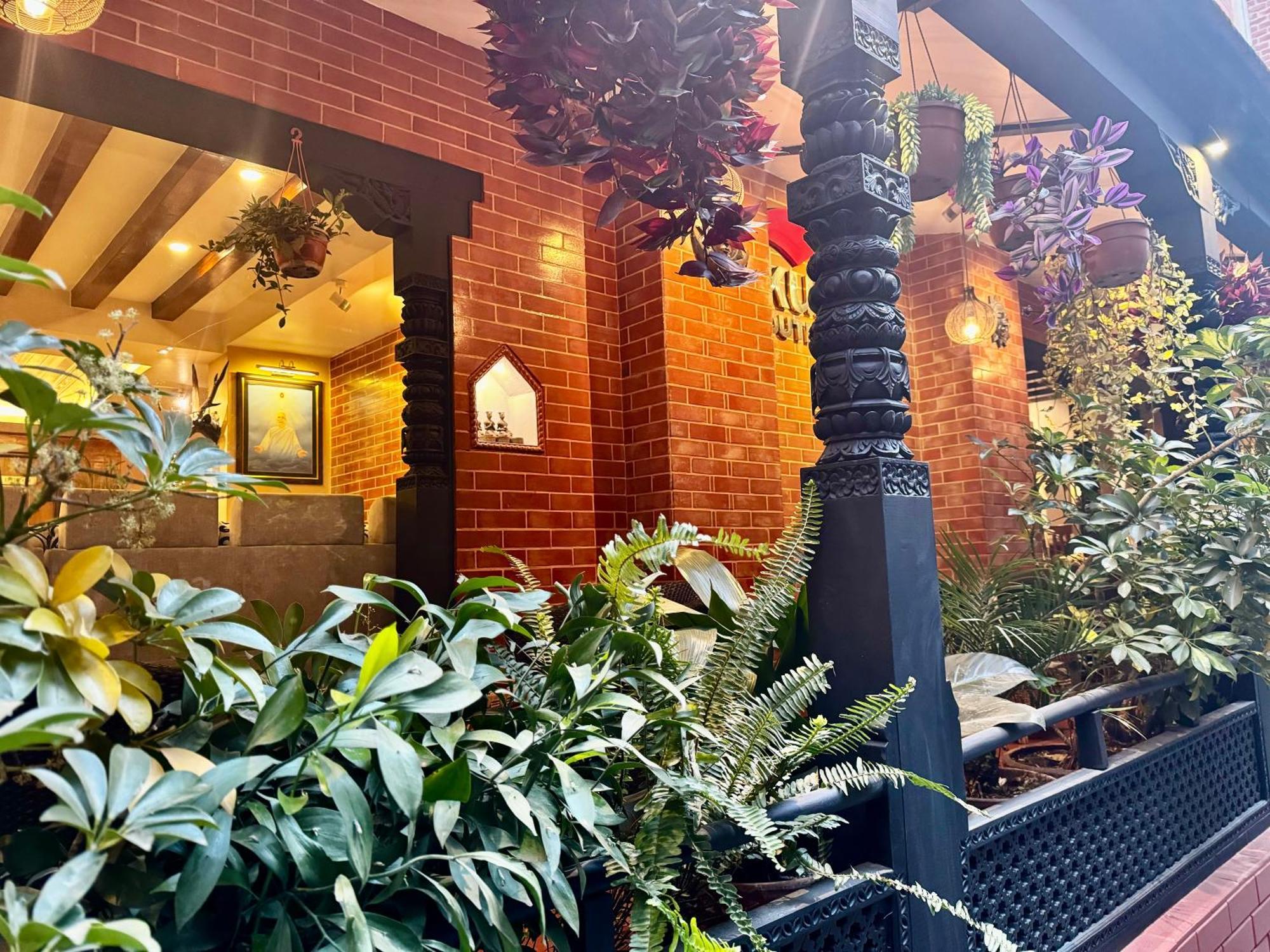 Kumari Boutique Hotel Катманду Екстериор снимка