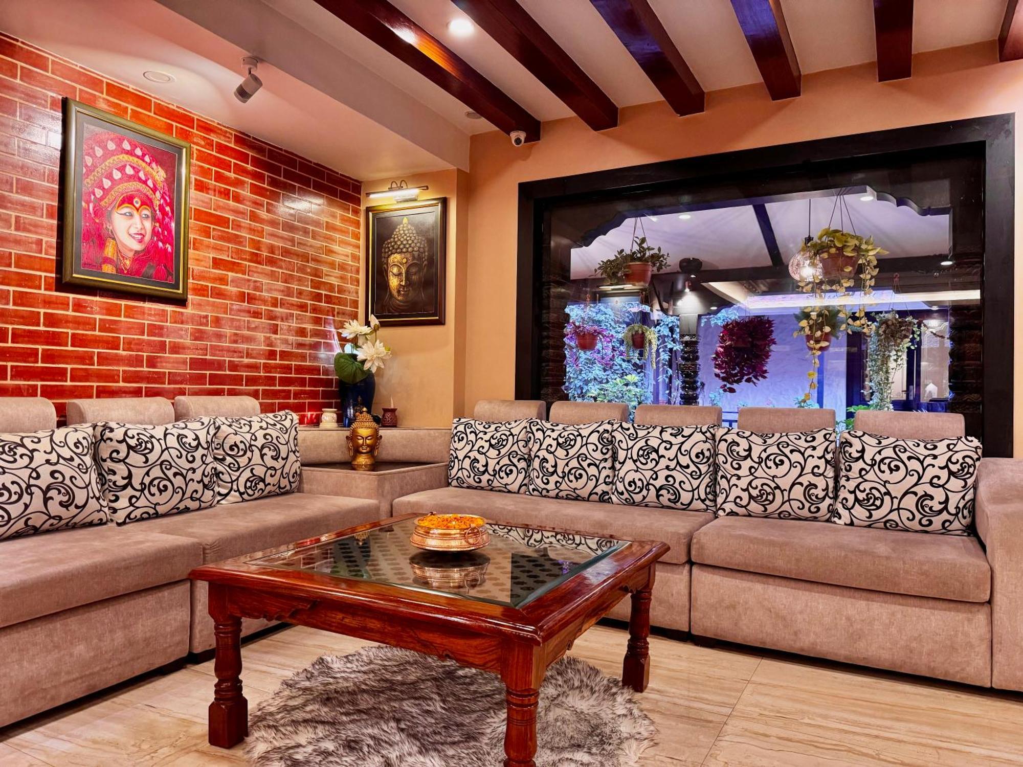 Kumari Boutique Hotel Катманду Екстериор снимка