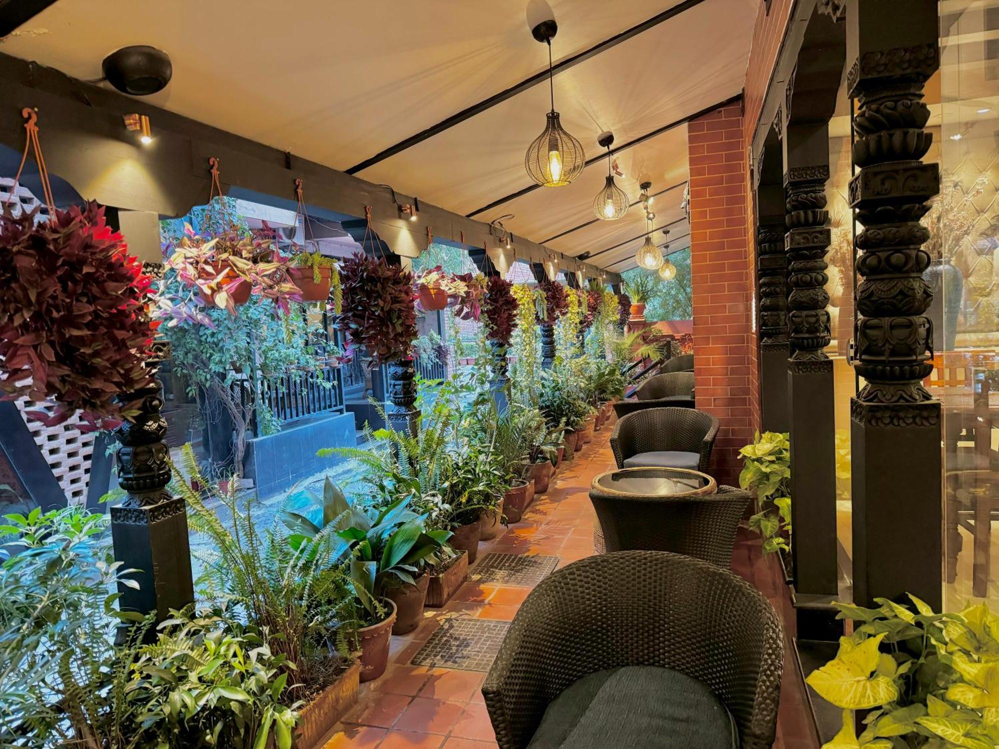 Kumari Boutique Hotel Катманду Екстериор снимка