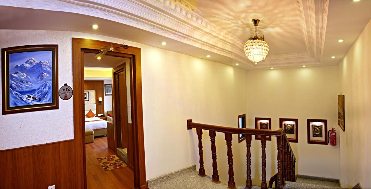 Kumari Boutique Hotel Катманду Екстериор снимка